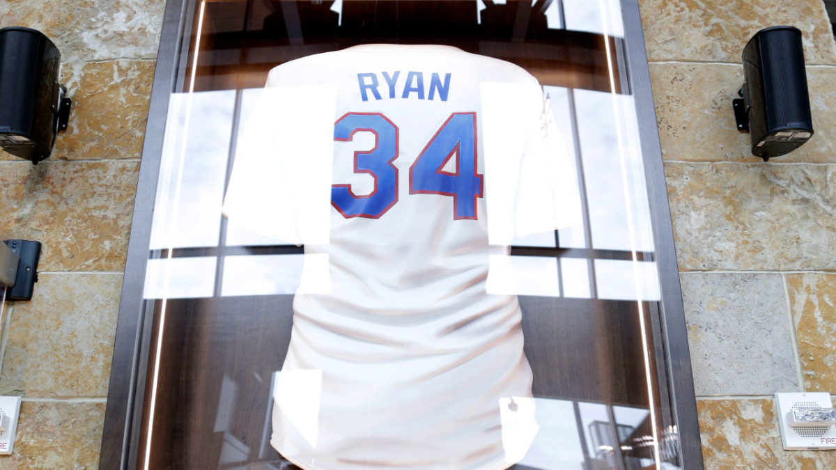 Texas Rangers Throwback: Nolan Ryan Jersey Retirement - Sports Illustrated Texas  Rangers News, Analysis and More
