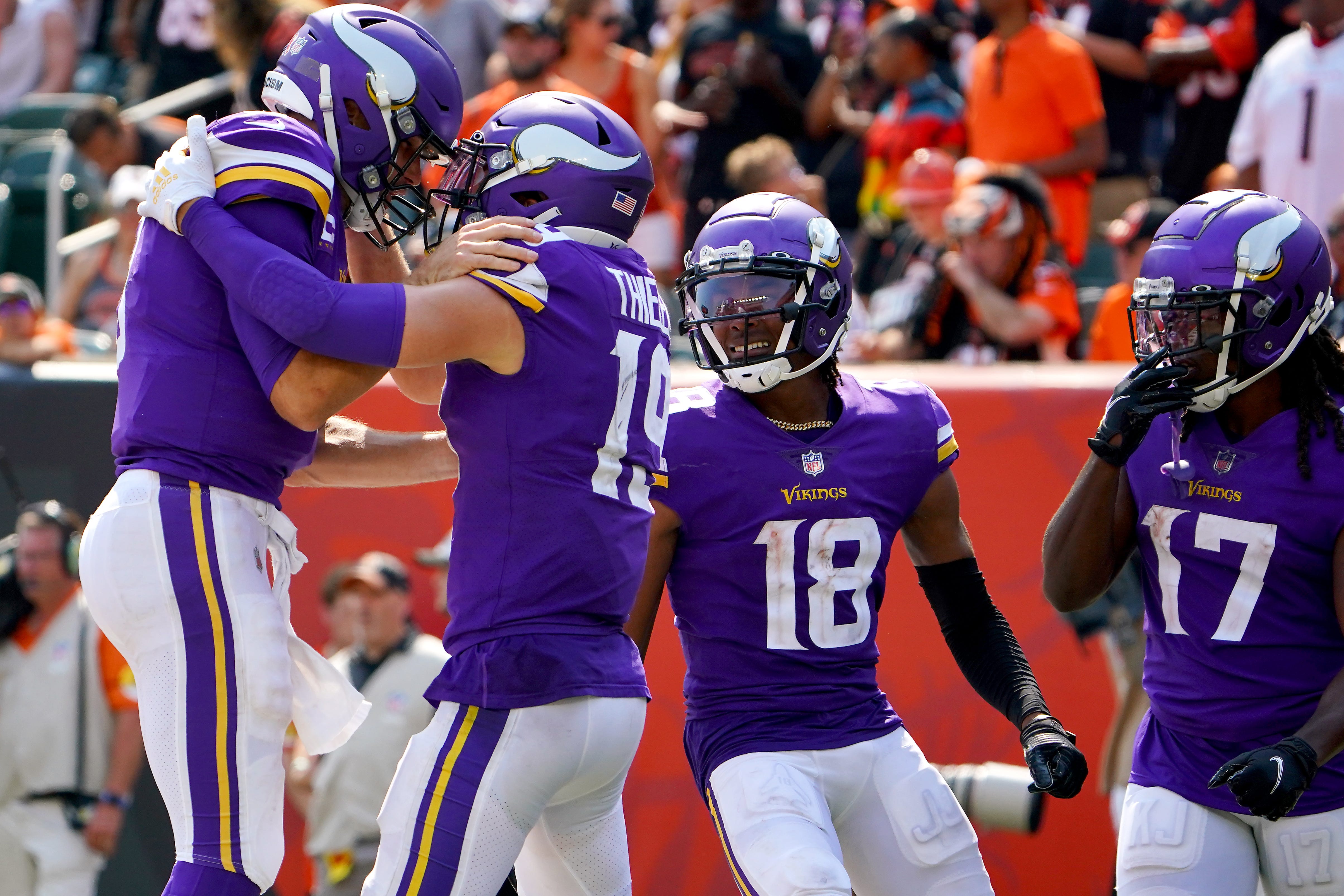 Minnesota Vikings Impeded by Crowd Noise From Home Fans on Chaotic Final  Play - Sports Illustrated