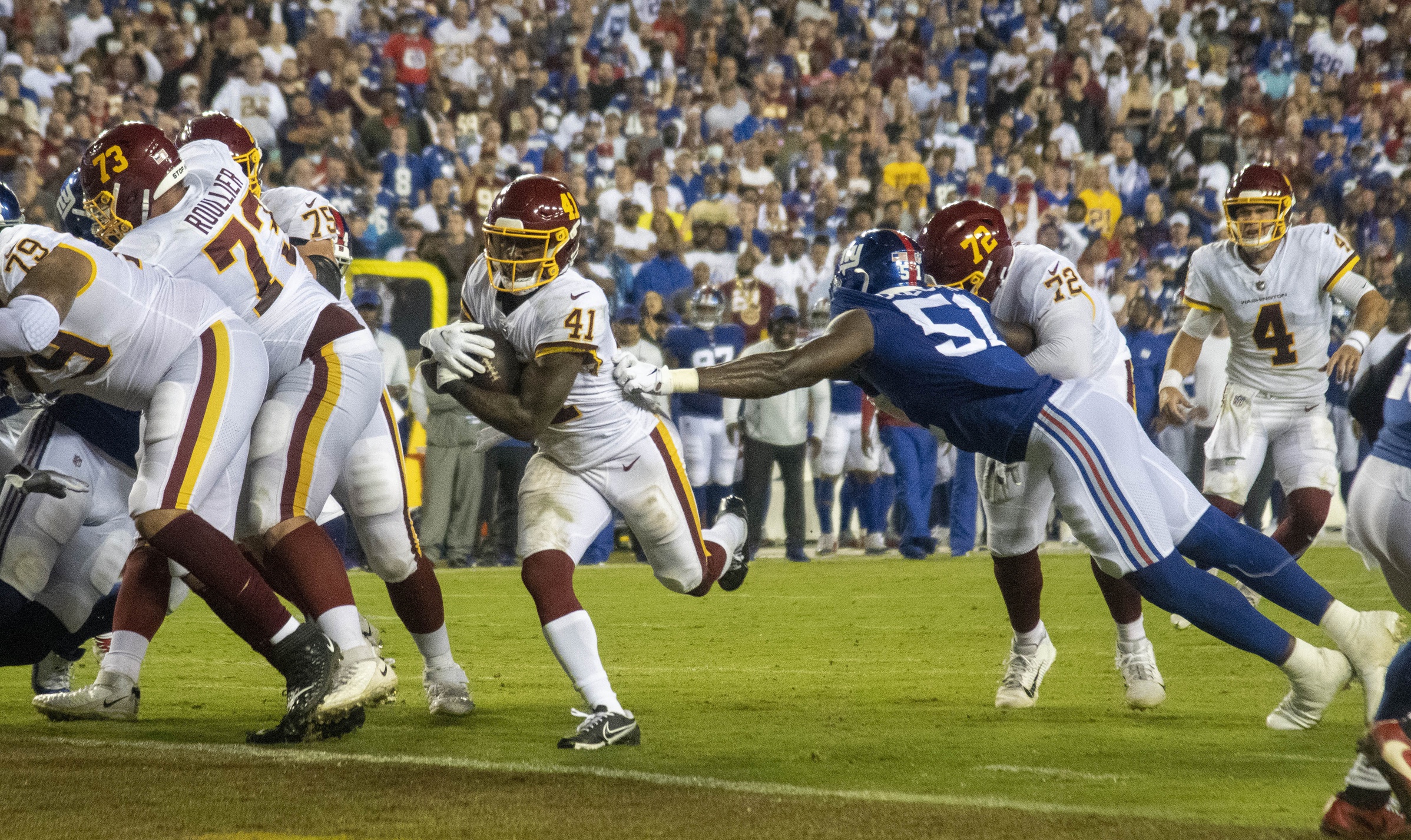 Hopkins converts 2nd chance, Washington beats Giants 30-29 - WTOP News