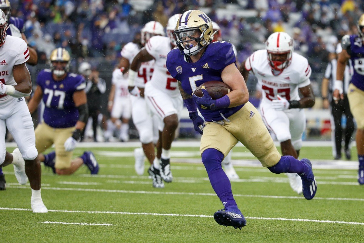 Sean McGrew scored a pair of touchdowns against Arkansas State