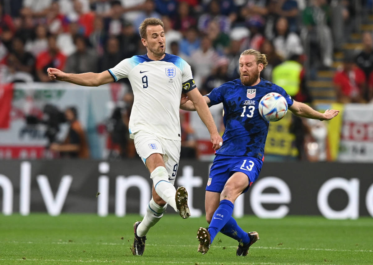 Estados Unidos saca empate con garra ante Inglaterra