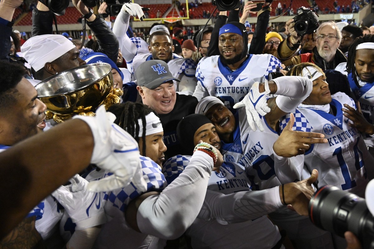 Watch Kentucky Drops Hype Video Ahead of Governor's Cup Sports