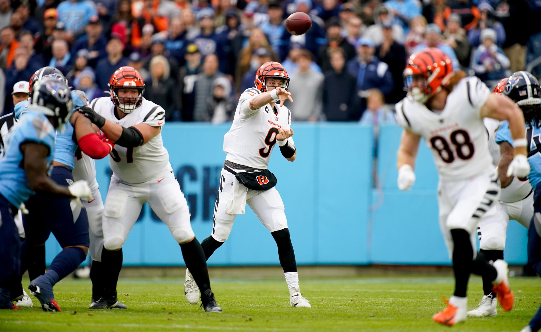 Halftime Observations: Bengals Start Fast, Lead Commanders 10-7 - Sports  Illustrated Cincinnati Bengals News, Analysis and More