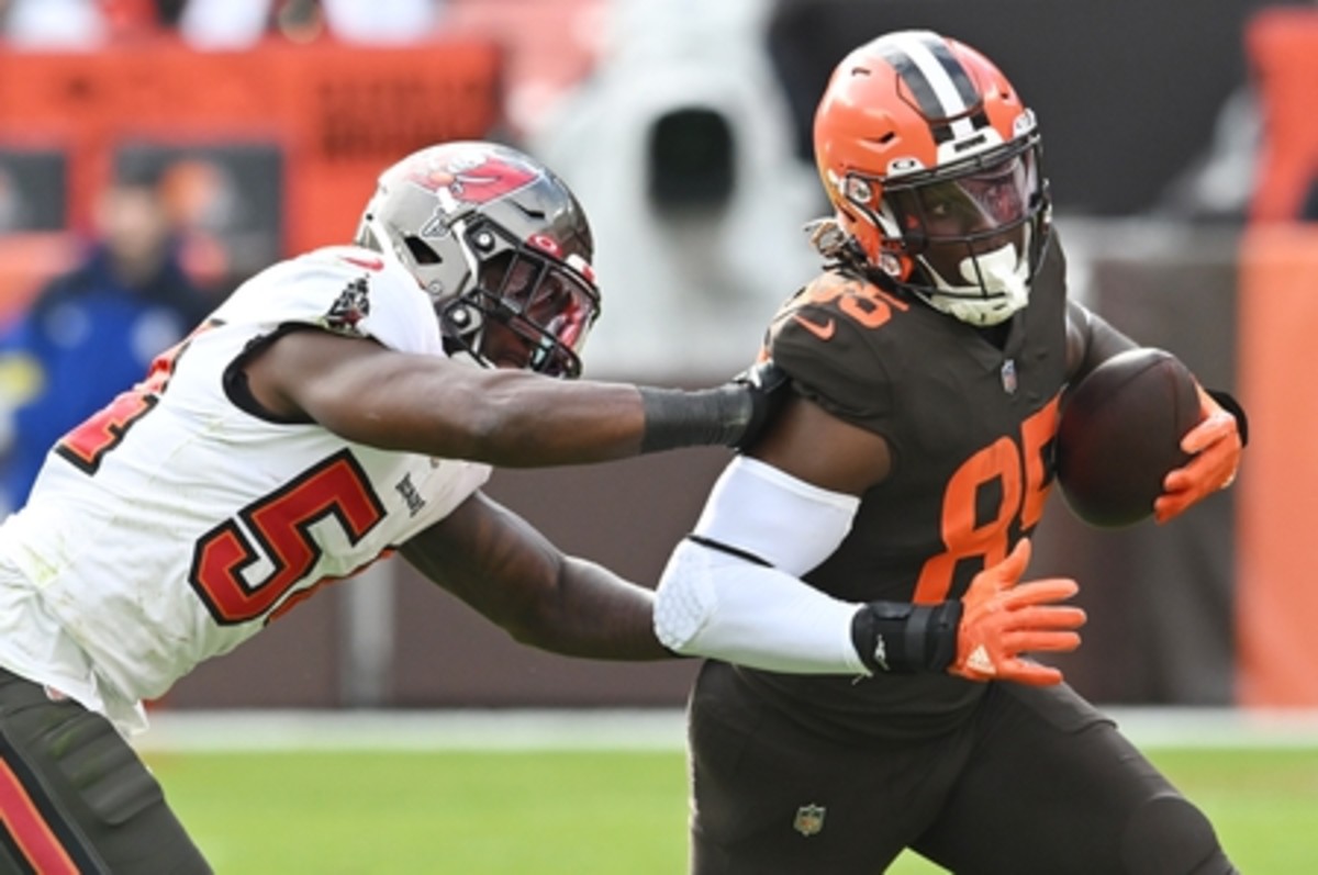 How can the Browns unlock David Njoku to make the offense more