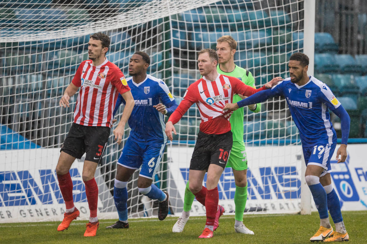 Tom Flanagan Aiden O'Brien in Sunderland action