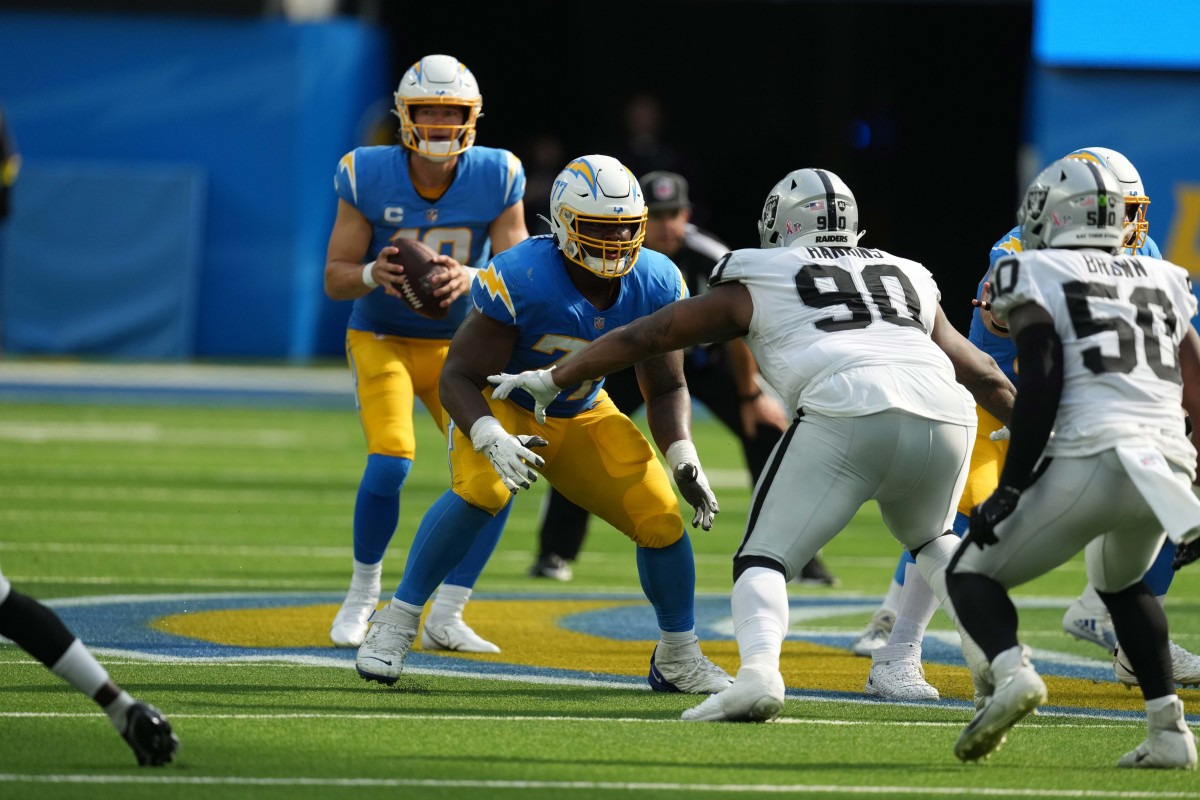 Los Angeles Chargers at Las Vegas Raiders Game Day Betting Odds: Week 13  Point Spread, Moneyline, Over/Under - Sports Illustrated Los Angeles  Chargers News, Analysis and More