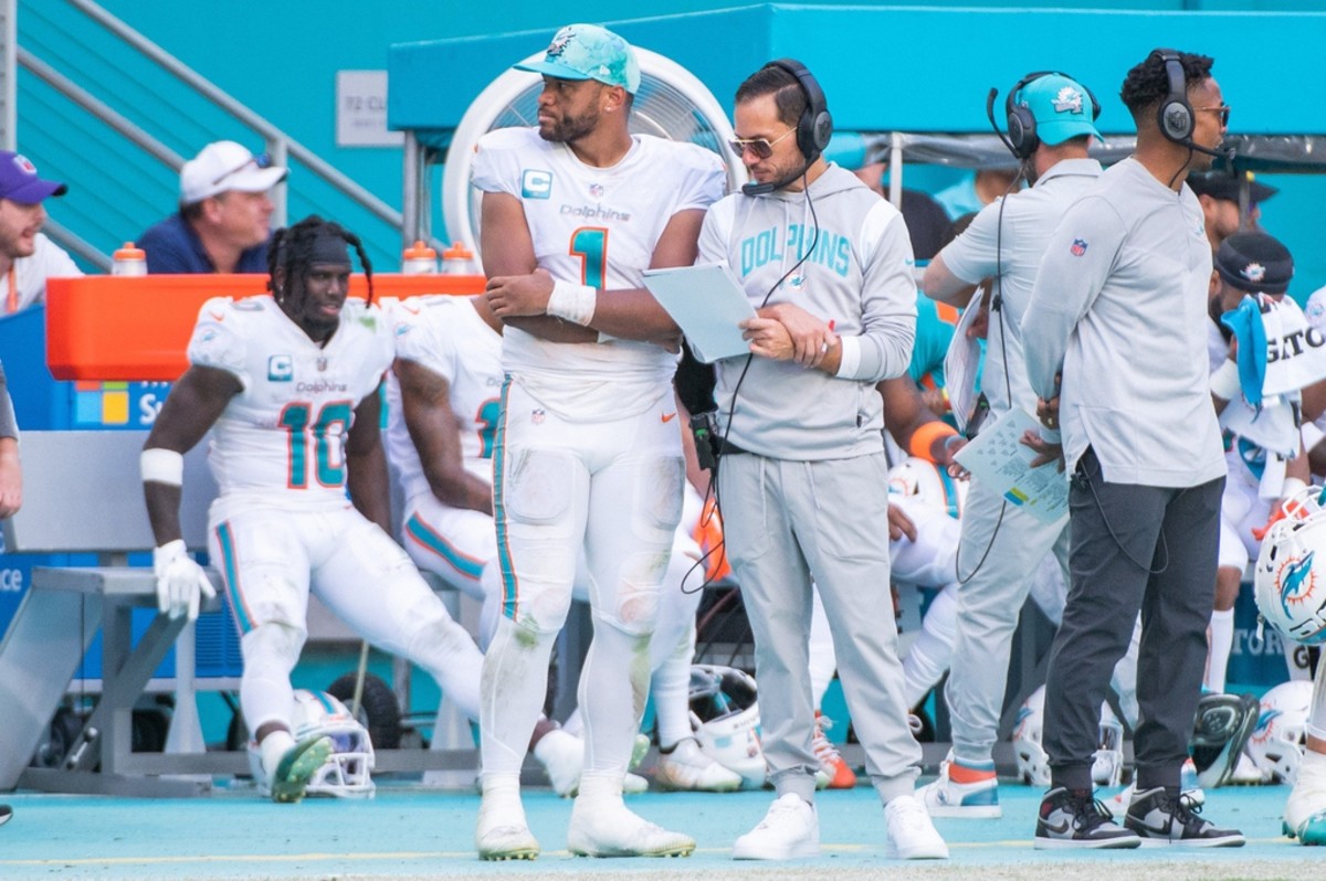 Miami Dolphin's Mike McDaniel Provides High Praise for the