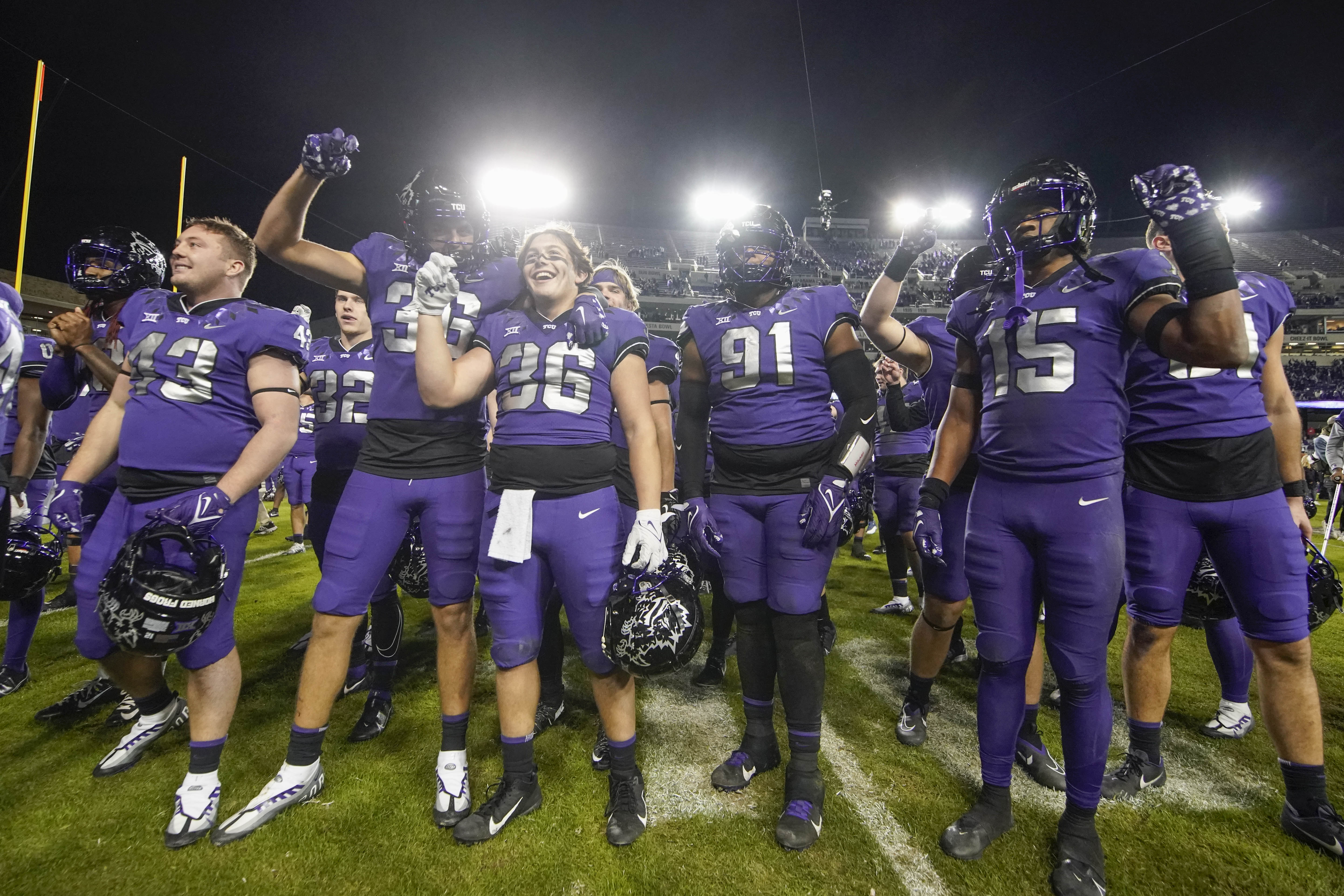 Road to CFB Visits The Commanders Classic: Army Vs. Air Force - Sports  Illustrated TCU Killer Frogs News, Analysis and More