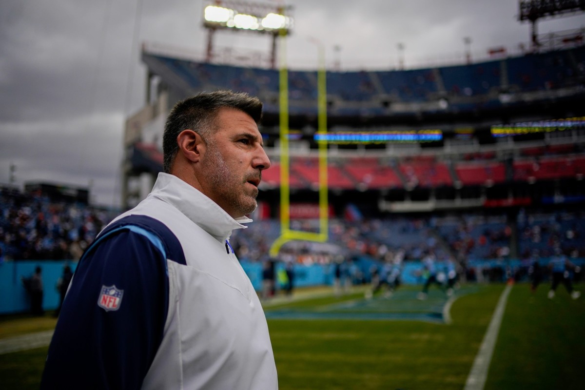 WATCH Mike Vrabel reaction to A.J. Brown trade - Music City Miracles