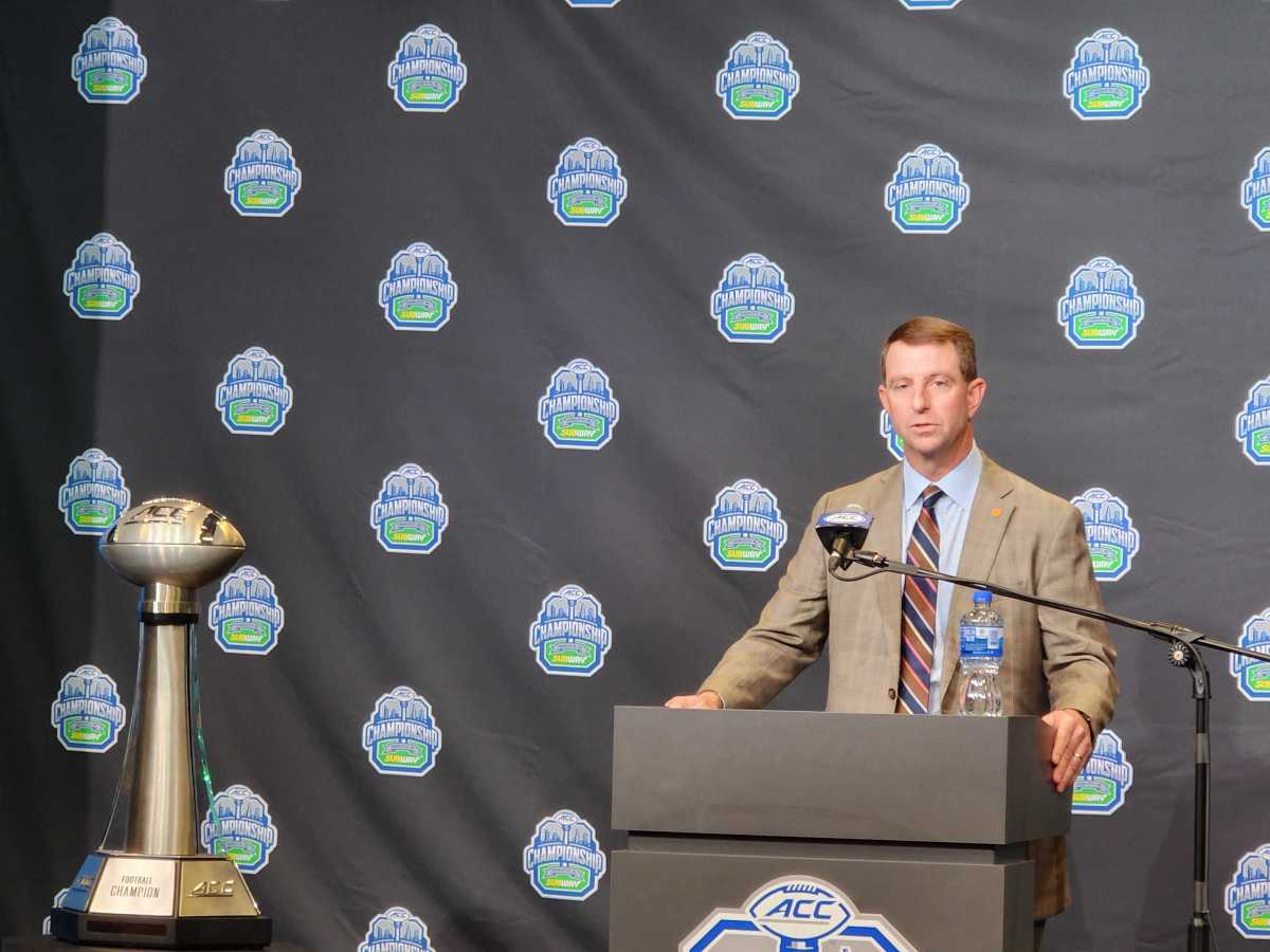 Swinney Addresses Qb Situation And Other Questions Before Acc Championship Bvm Sports 