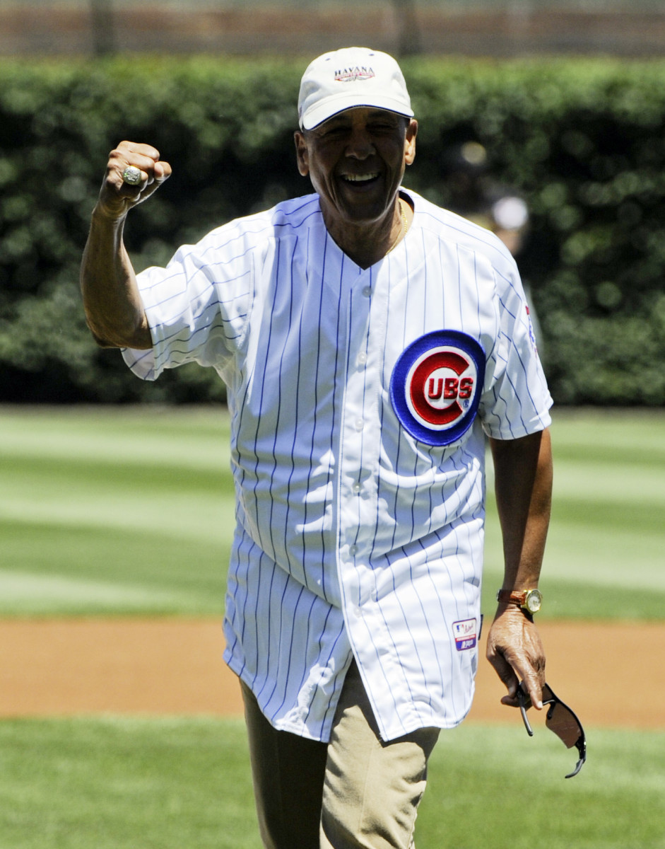 Jose Cardenal - Chicago Cubs  Chicago cubs, Chicago cubs baseball