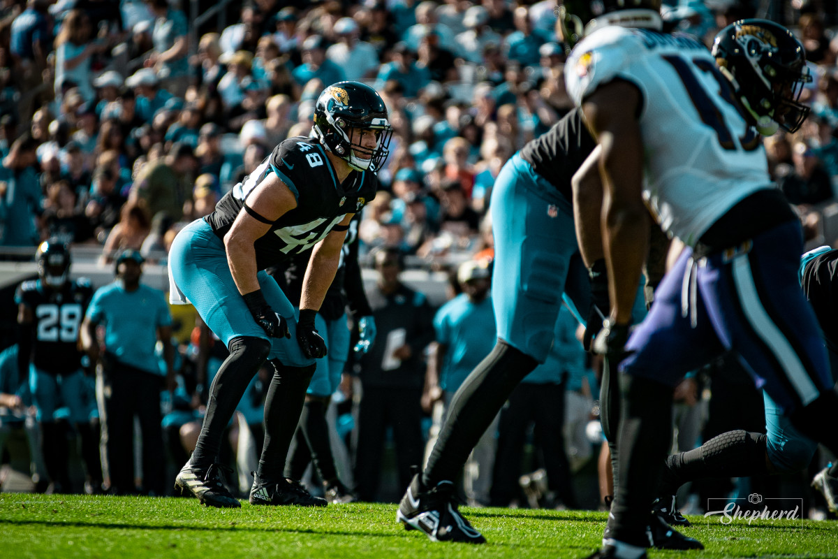 Jacksonville Jaguars inside linebacker Chad Muma (48) performs a