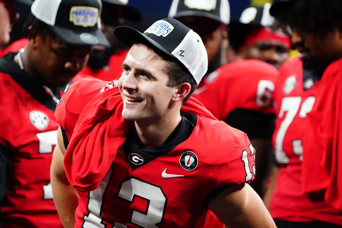 Georgia Football Qb Stetson Bennett Named Finalist For Heisman Sports