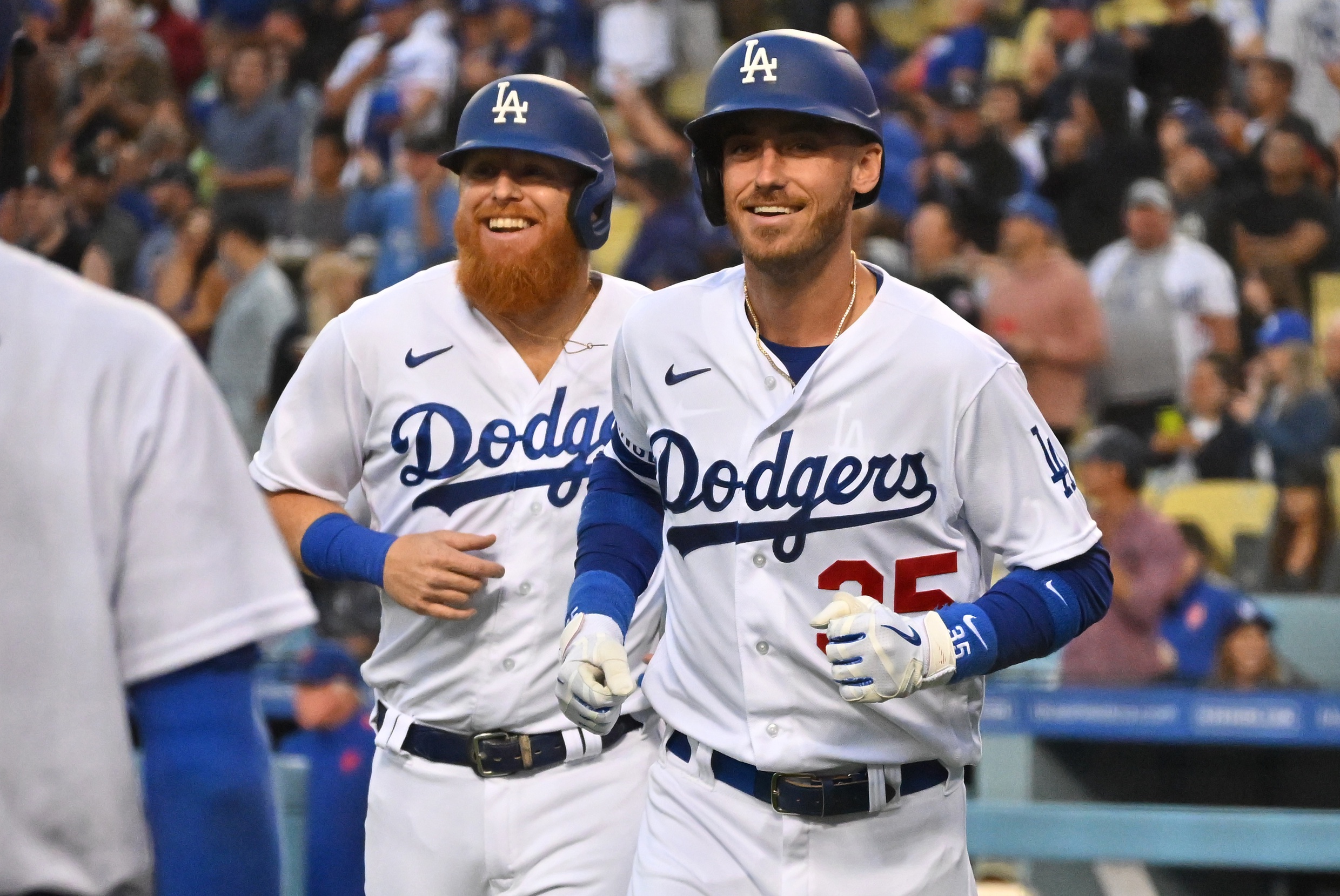 Dodgers News Where Do Justin Turner and Cody Bellinger Stand with LA