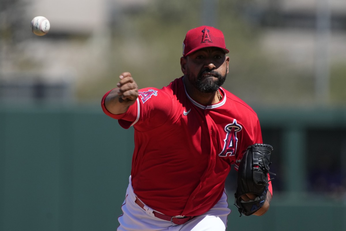 Angels Roster News LA Brings Back Two Relievers on Minor League Deals
