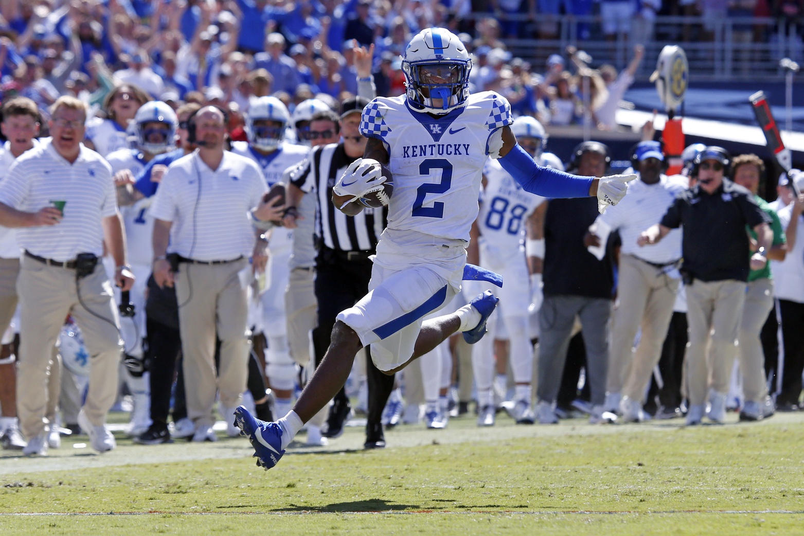 Barion Brown, Jager Burton, Deone Walker Named To SEC All-Freshman Team ...