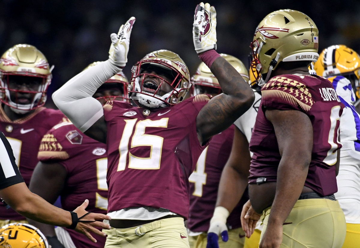 FSU star linebacker announces return for 2023 season Sports