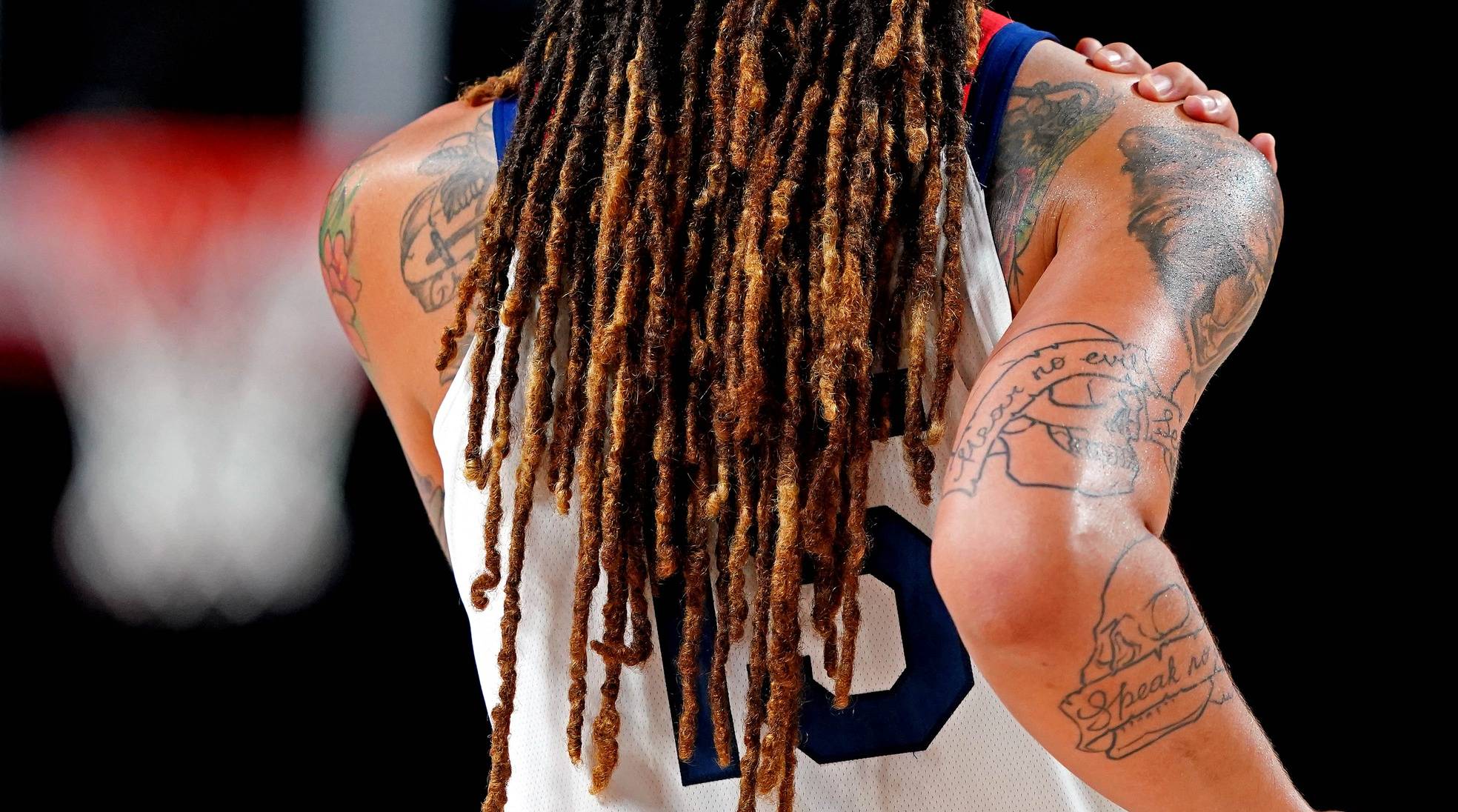 Why Brittney Griner Cut Her Hair While Detained Per Report Sports Illustrated 