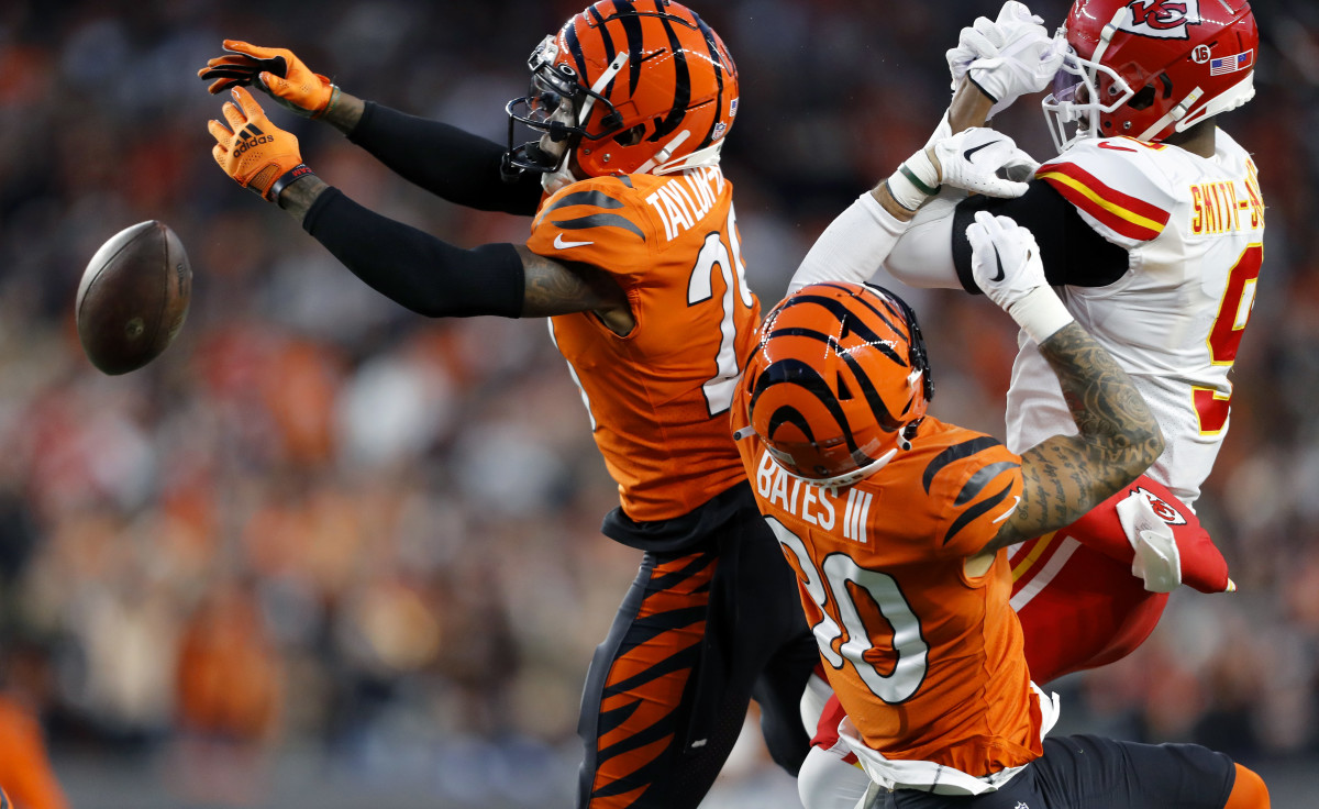 Report: Cincinnati Bengals Safety Jessie Bates Fined $50,000 For Faking  Injury Against Chiefs - Sports Illustrated Cincinnati Bengals News,  Analysis and More