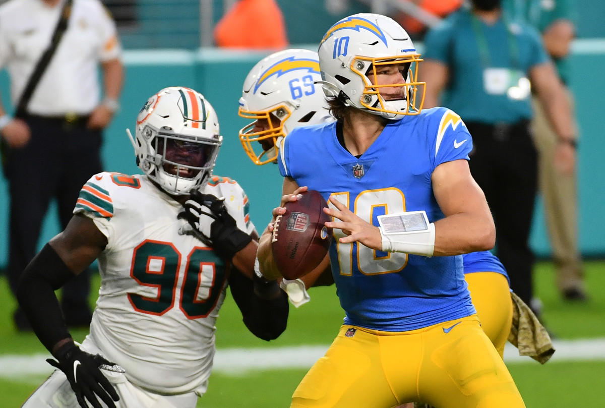 SI Tickets: Los Angeles Chargers Enter Center Stage on Sunday Night  Football in Week 14 Showdown vs. Miami Dolphins - Sports Illustrated Los  Angeles Chargers News, Analysis and More