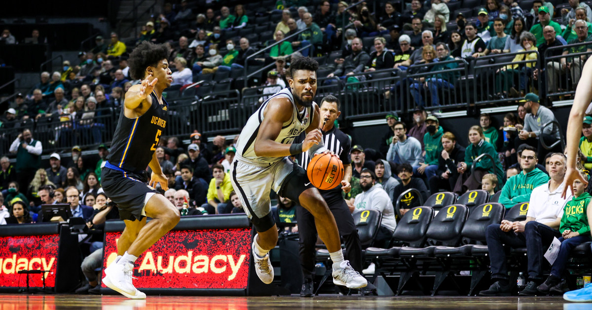 Photo Gallery: Oregon vs. UC Riverside - BVM Sports