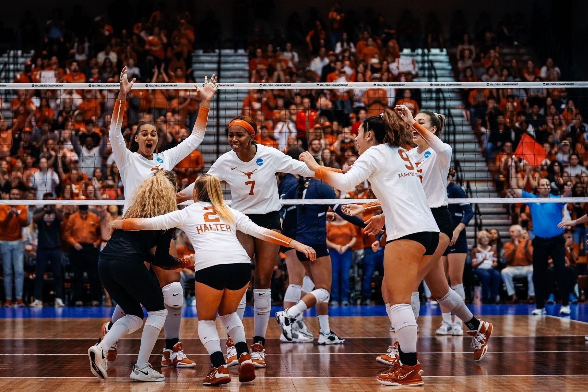 Texas Sweeps Louisville To Win NCAA Women's Volleyball National Title