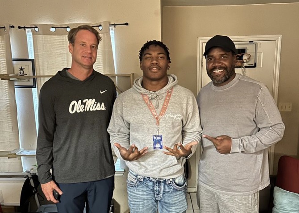 Ole Miss Lands Commitment From Texas Rb Recruit Kedrick Rescano The Grove Report Sports