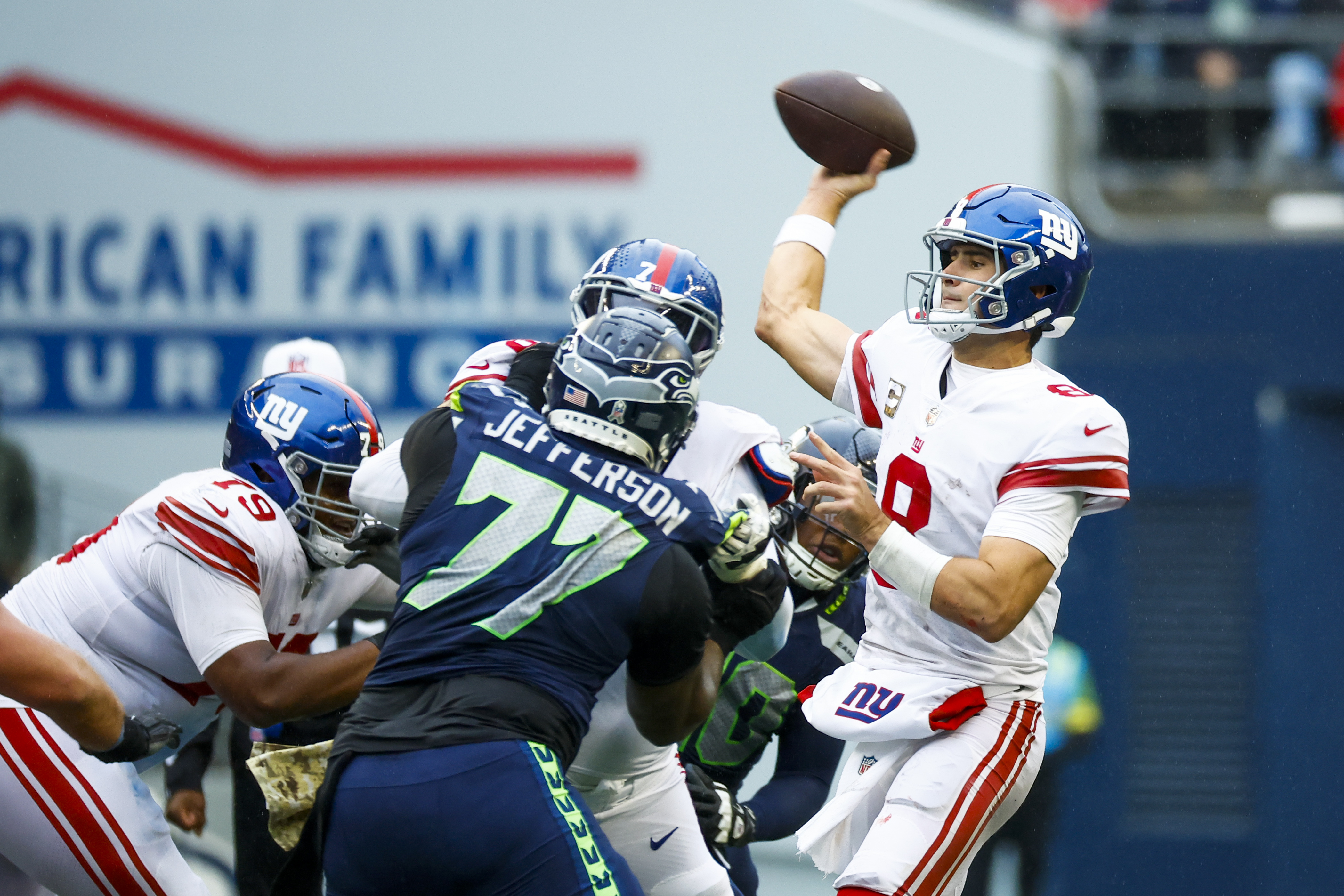 Here's how much Giants' playoff chances dropped because of loss at Seahawks  