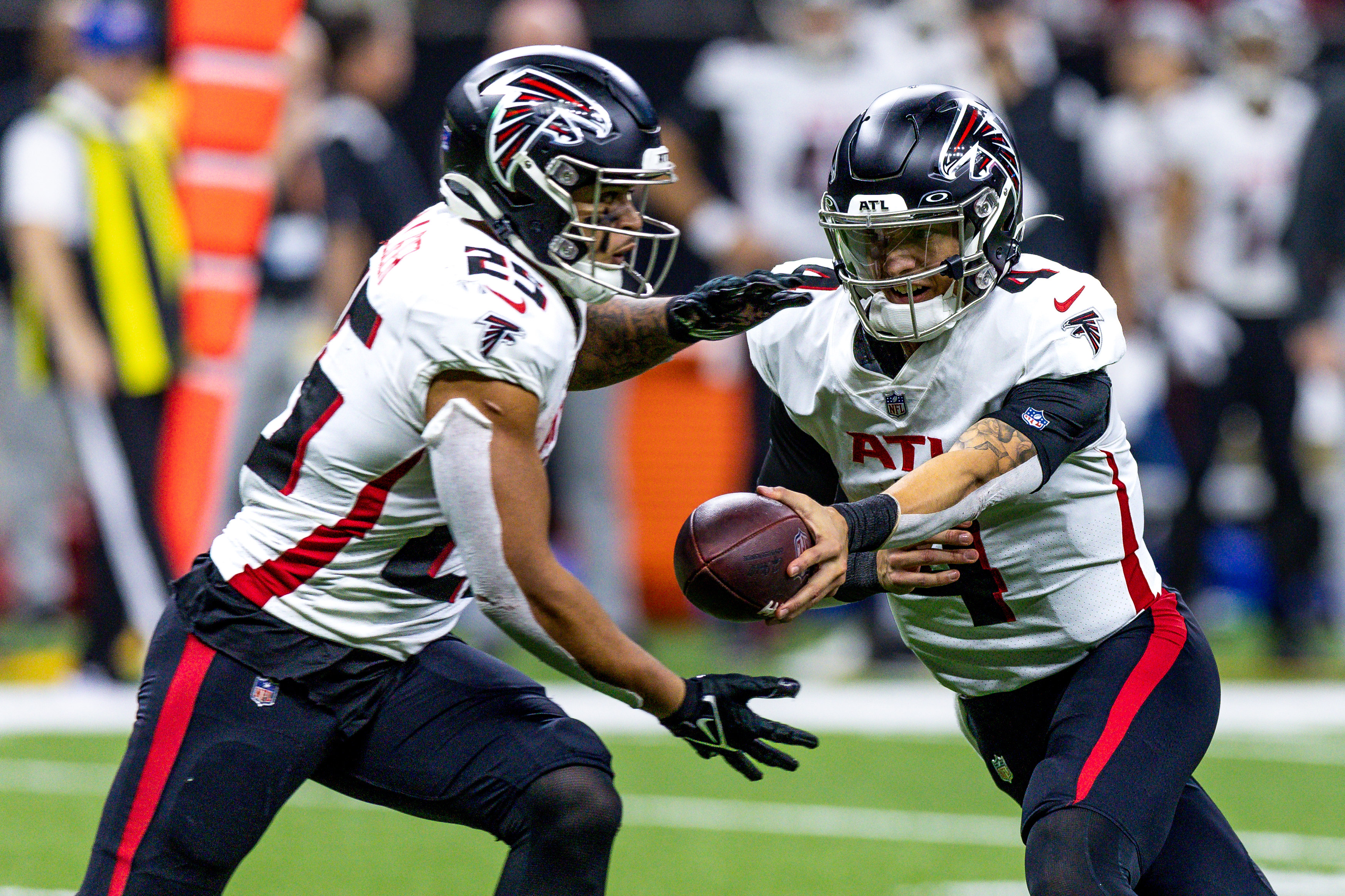 Atlanta Falcons vs. Baltimore Ravens Week 16: How to Watch, Injury Report,  Betting Lines, Tickets - Sports Illustrated Atlanta Falcons News, Analysis  and More