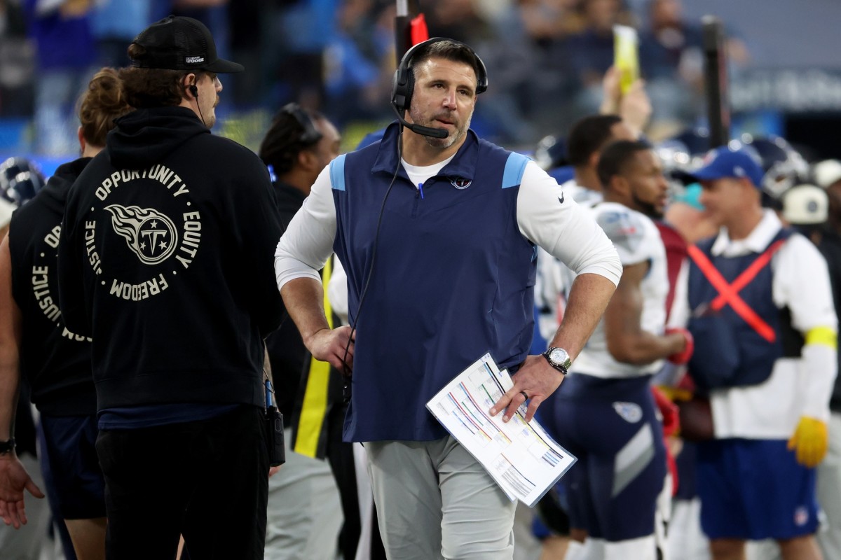 Tennessee Titans Friday Injury Report: Four Ruled Out for New York Giants  Game - Sports Illustrated Tennessee Titans News, Analysis and More