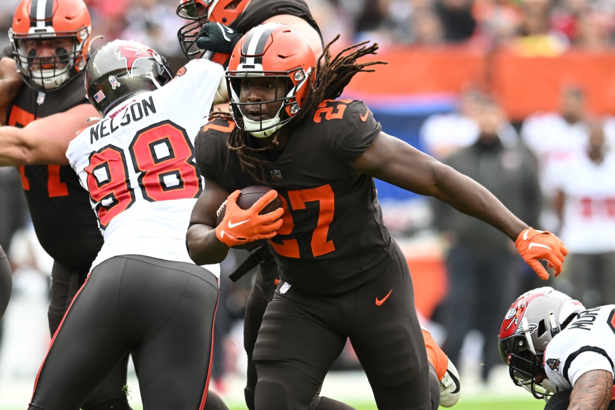 Denver Broncos running backs Melvin Gordon, front, and LeVante Bellamy take  part in drills during an NFL football practice at the team's headquarters  Monday, Aug. 24, 2020, in Englewood, Colo. (AP Photo/David