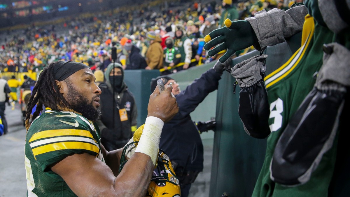 Packers keep their slim playoff hopes alive after defeating the