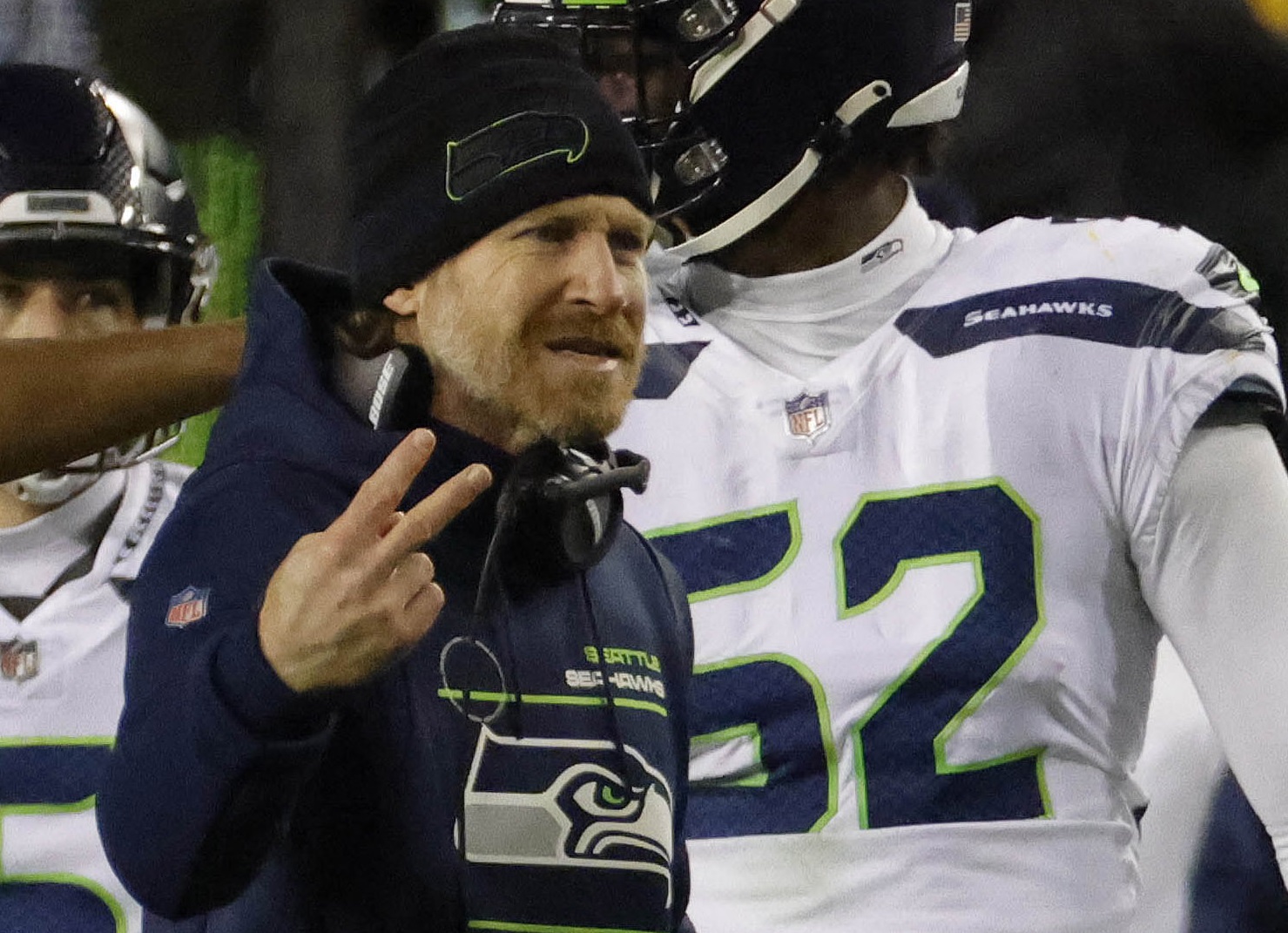 Under Larry Izzo, Seahawks Continue to Put ‘Special’ in Special Teams
