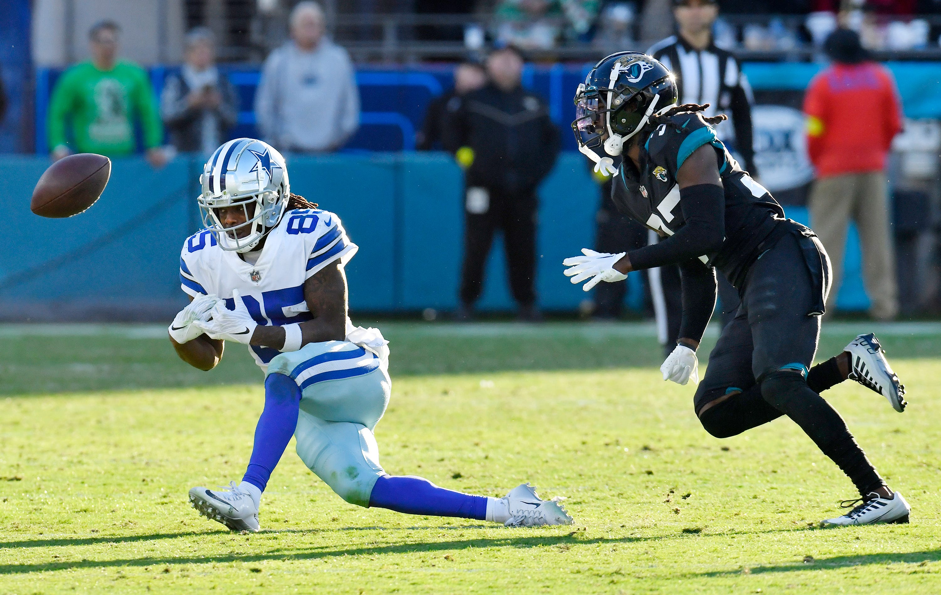 Noah Brown of the Dallas Cowboys makes a catch for a touchdown