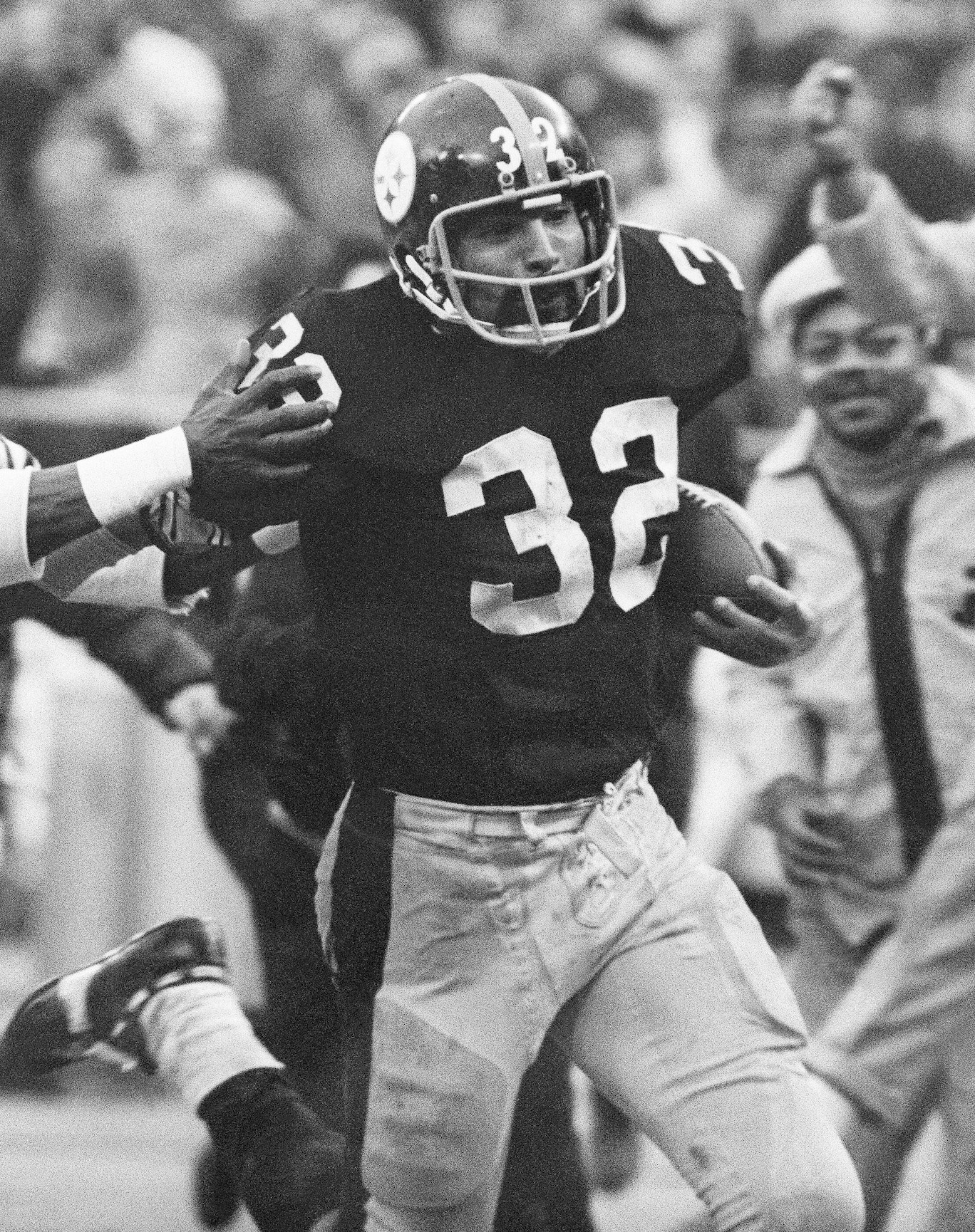 Franco Harris Dead: Legendary Steelers Running Back Was 72