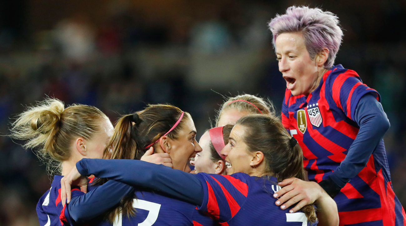 U.S. House passes equal pay bill in latest women's soccer win