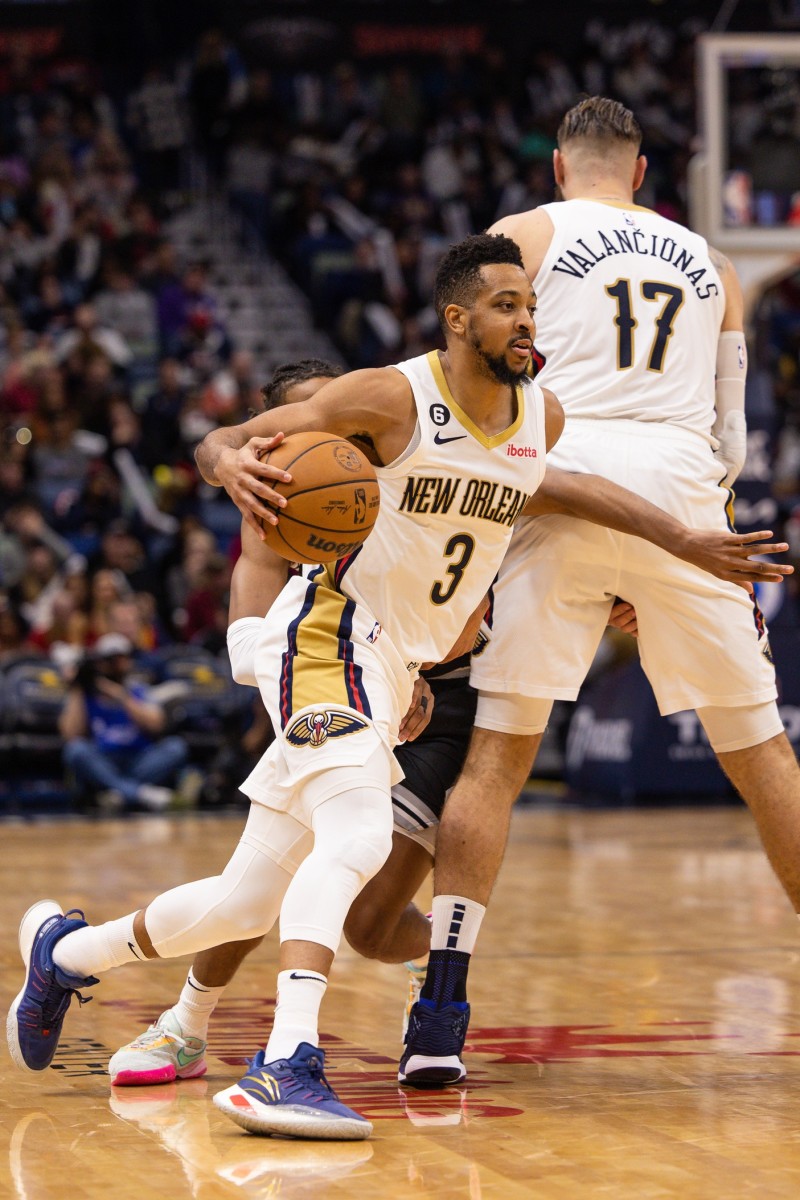 Pelicans Buck Spurs Behind CJ McCollum's Big Night - Sports Illustrated ...