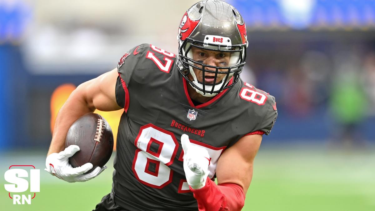 Rob Gronkowski Discussed Possible Comeback With Tampa Bay Buccaneers ...