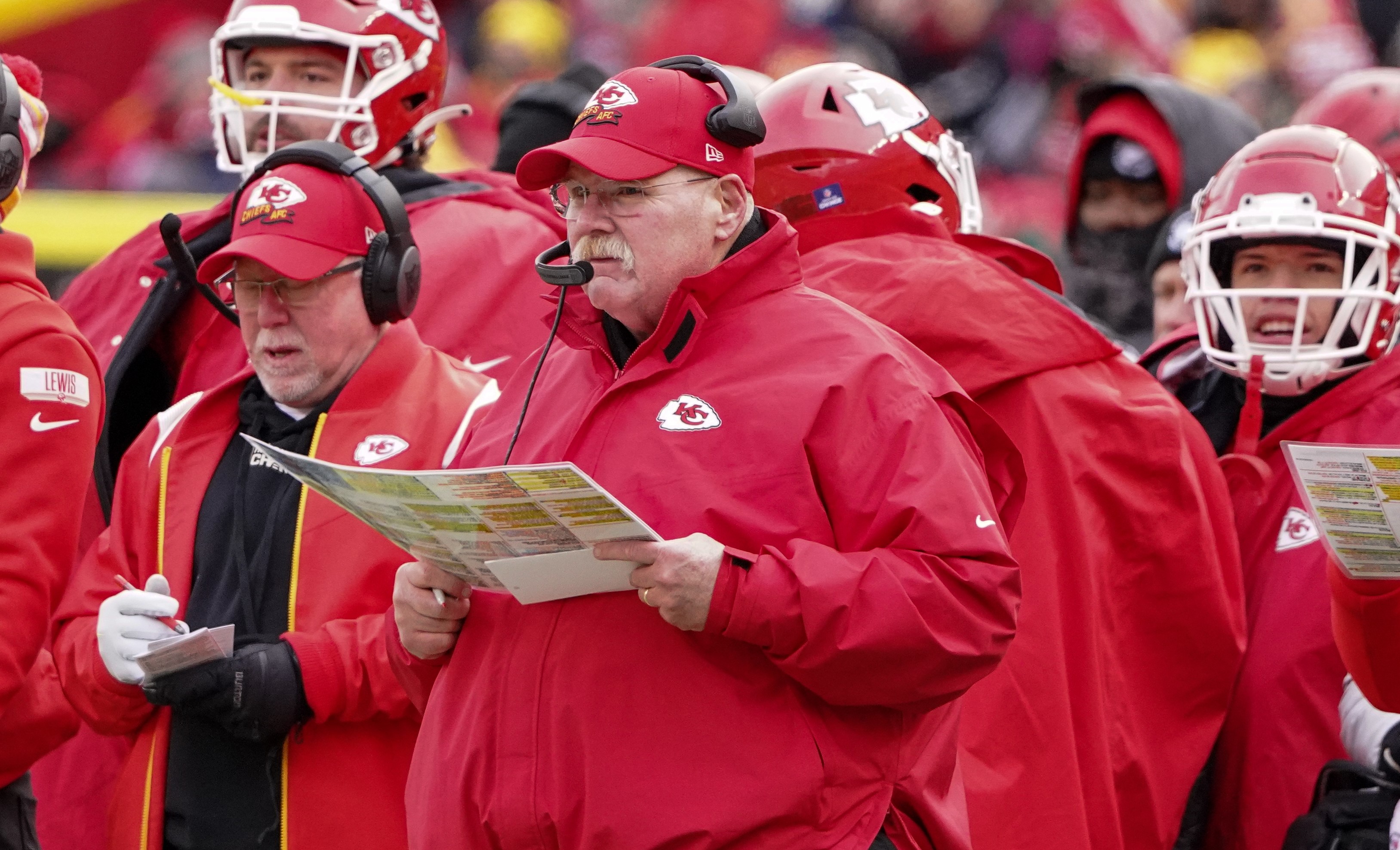 Chiefs Give Coach Andy Reid a Cheeseburger for Christmas