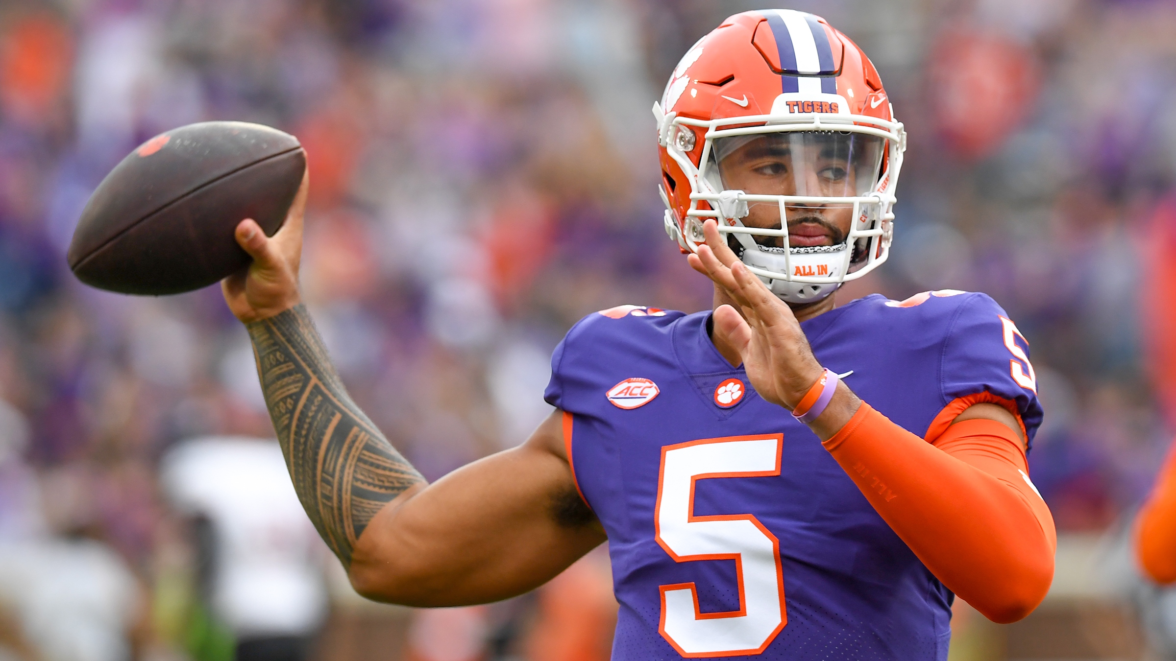 Dodgers stun everyone by selecting former Clemson QB DJ Uiagalelei