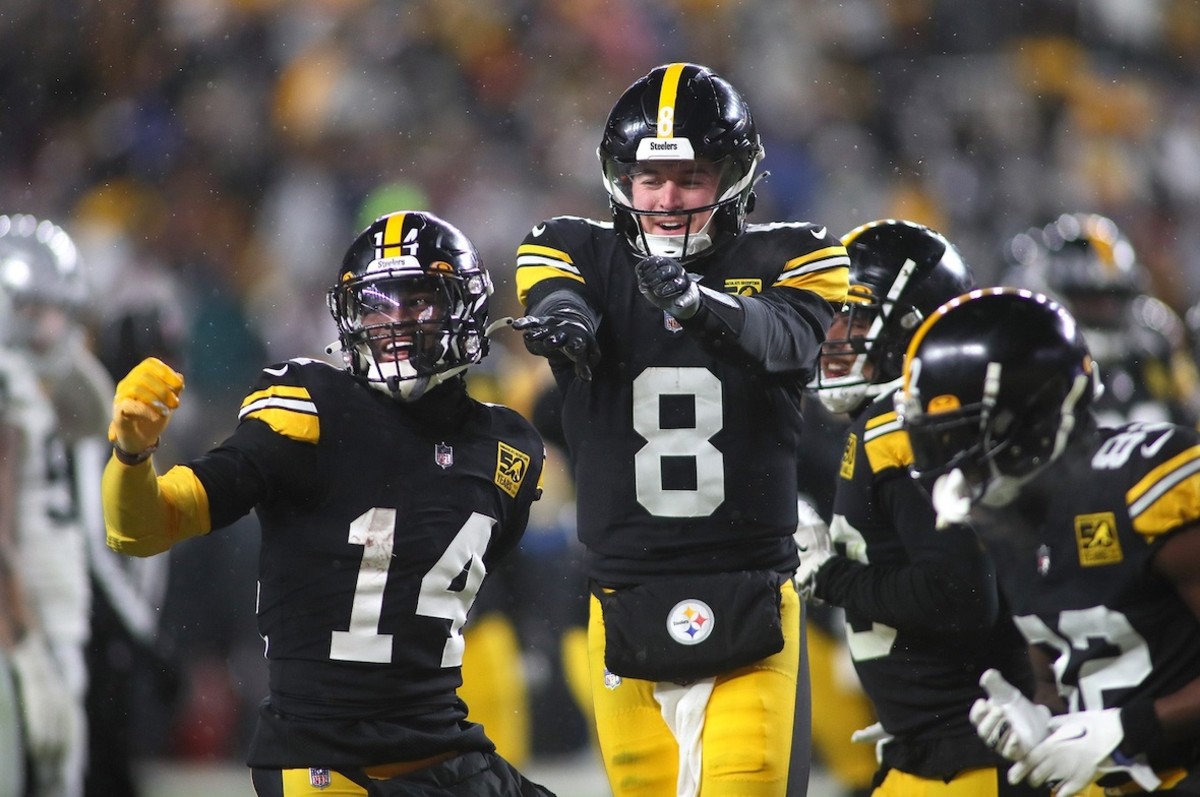 Pittsburgh Steelers Leave Week 16 With Playoff Hopes Still Alive