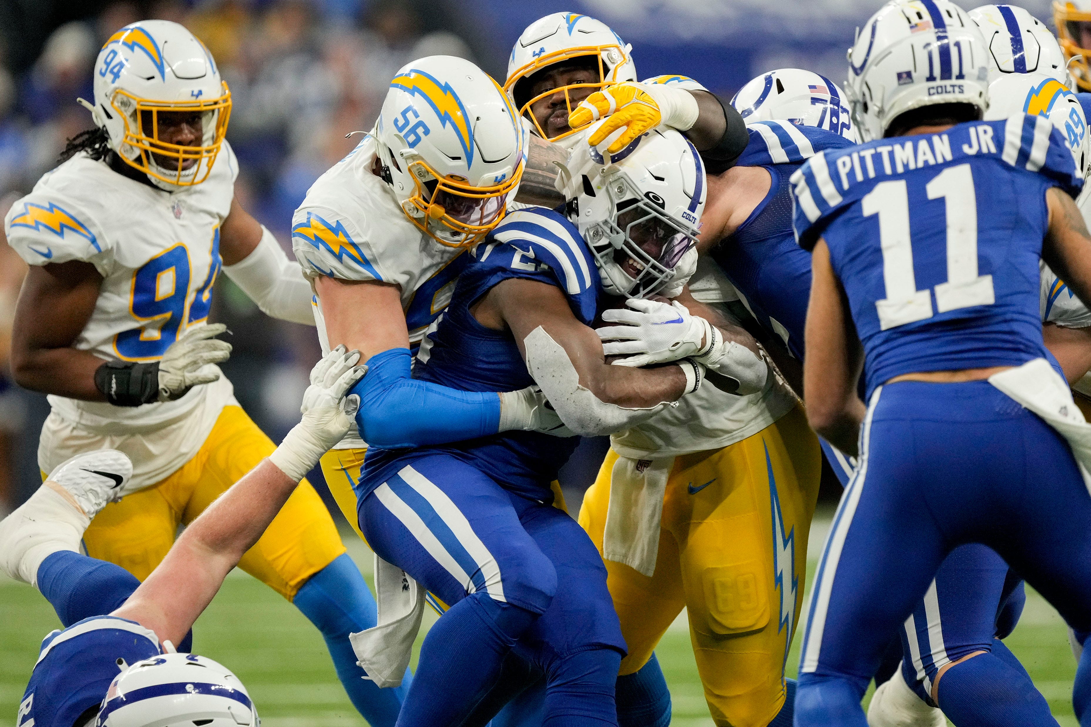 Chargers News: Bolts punch ticket to playoffs with win over Colts