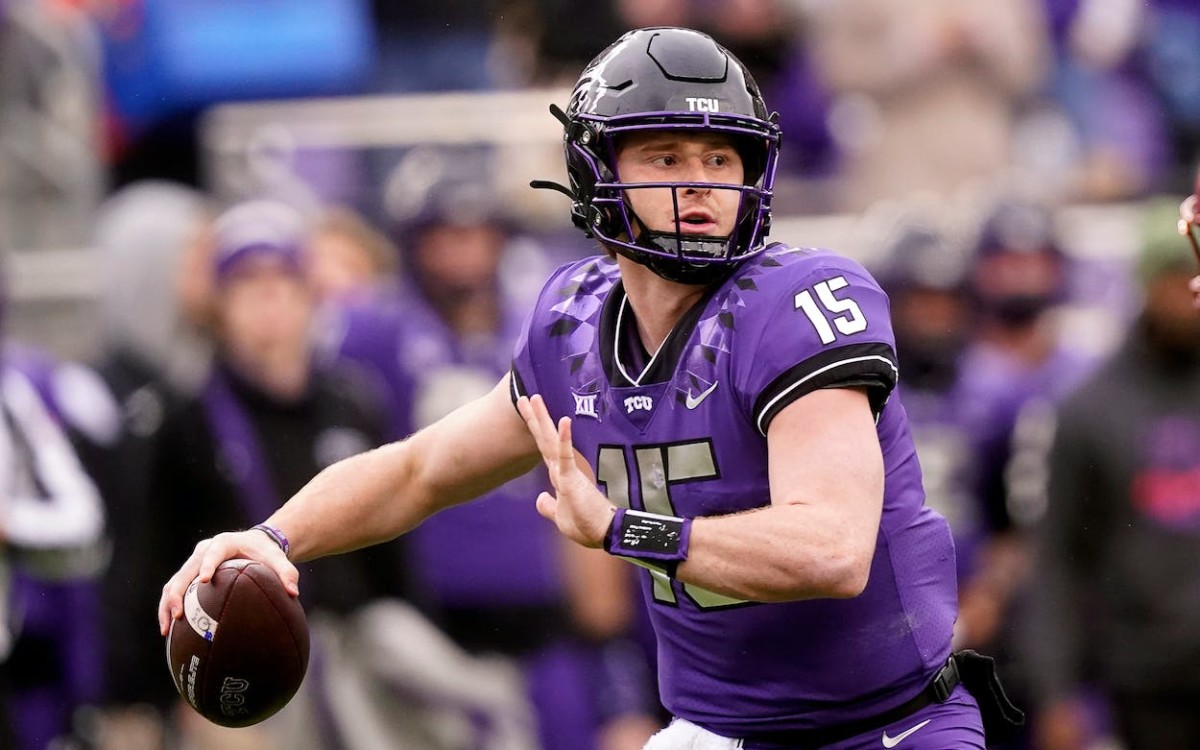 Quarterback Max Duggan (15)