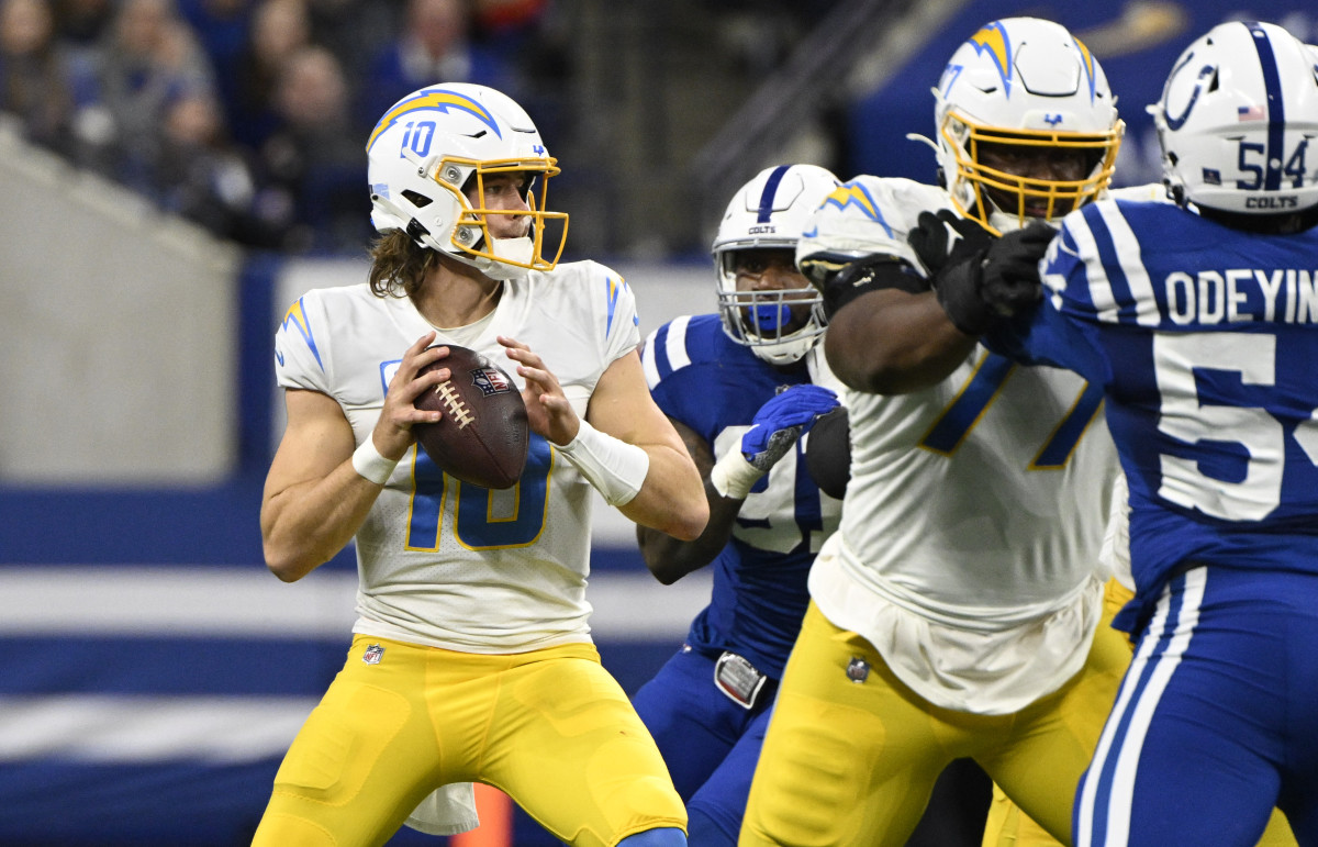 Indianapolis Colts Yuck Their Way to Loss vs. Los Angeles Chargers - Sports  Illustrated Indianapolis Colts News, Analysis and More