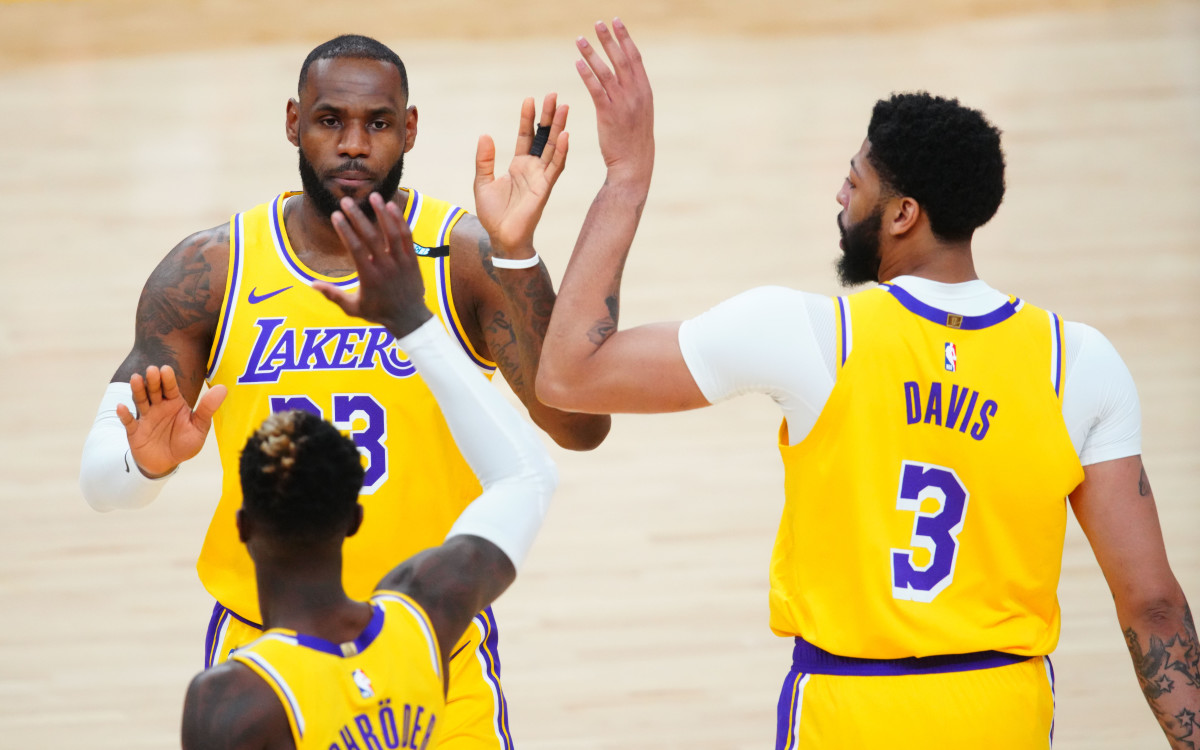 Lakers Announce Injury Status Of LeBron James, Anthony Davis For