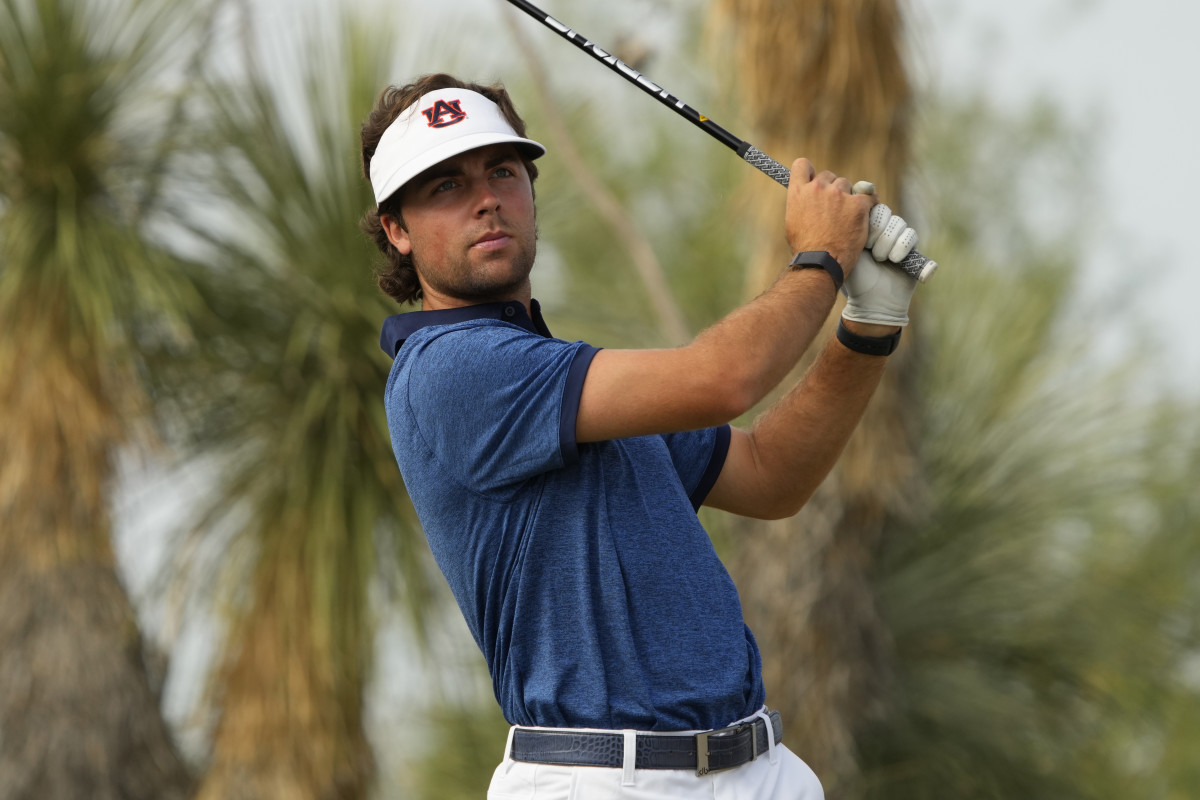 Auburn golfer Alex Vogelsong tees off on the first hole during an NCAA golf tournament on Friday, Sept. 9, 2022, in Scottsdale, Ariz. (AP Photo/Rick Scuteri)