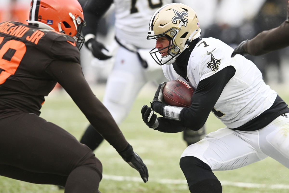 Saints-Browns: Christmas Eve Game Balls - Sports Illustrated New Orleans  Saints News, Analysis and More