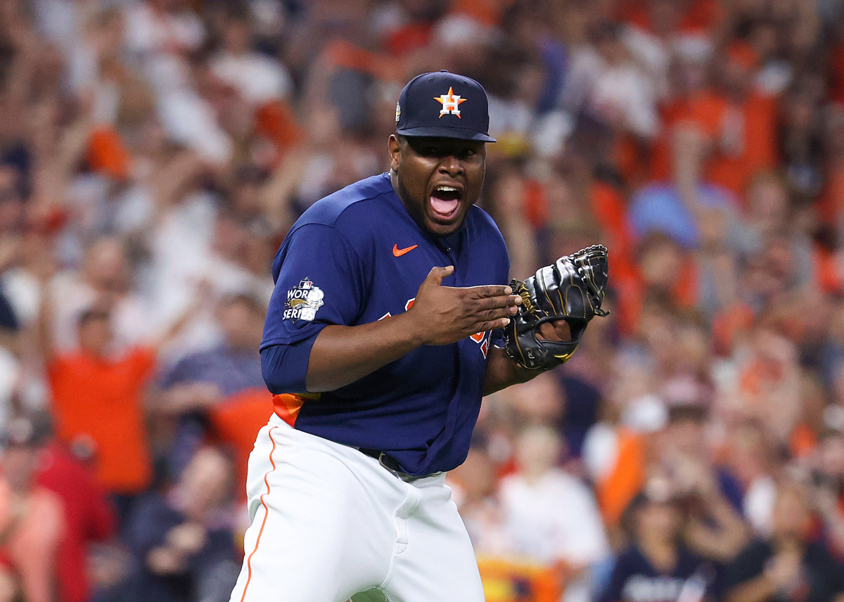 Héctor Neris Played Pivotal Role in World Series Win For Houston Astros ...