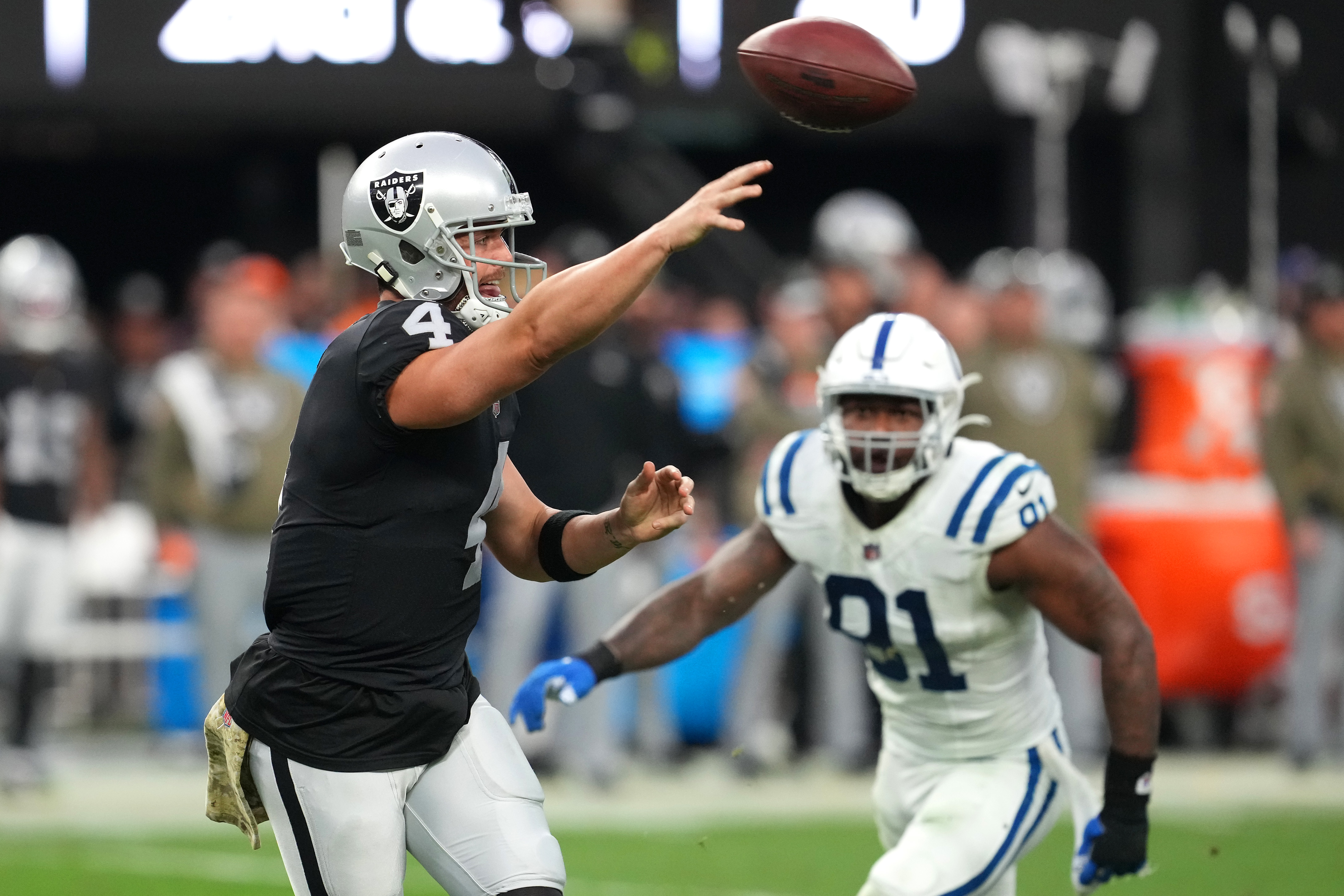 Raiders finally treat Derek Carr as franchise QB with new contract - Sports  Illustrated