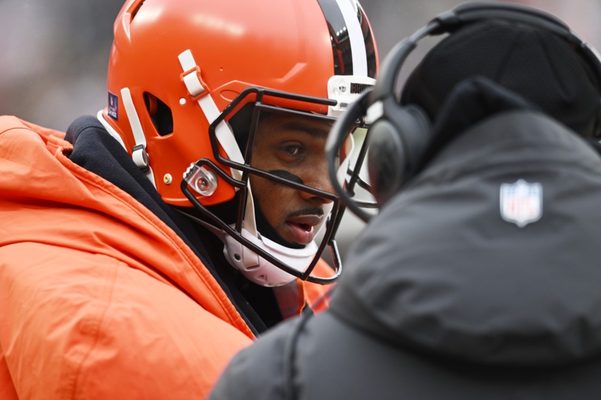 Browns QB Deshaun Watson Backs HC Kevin Stefanski, Talks About Main ...